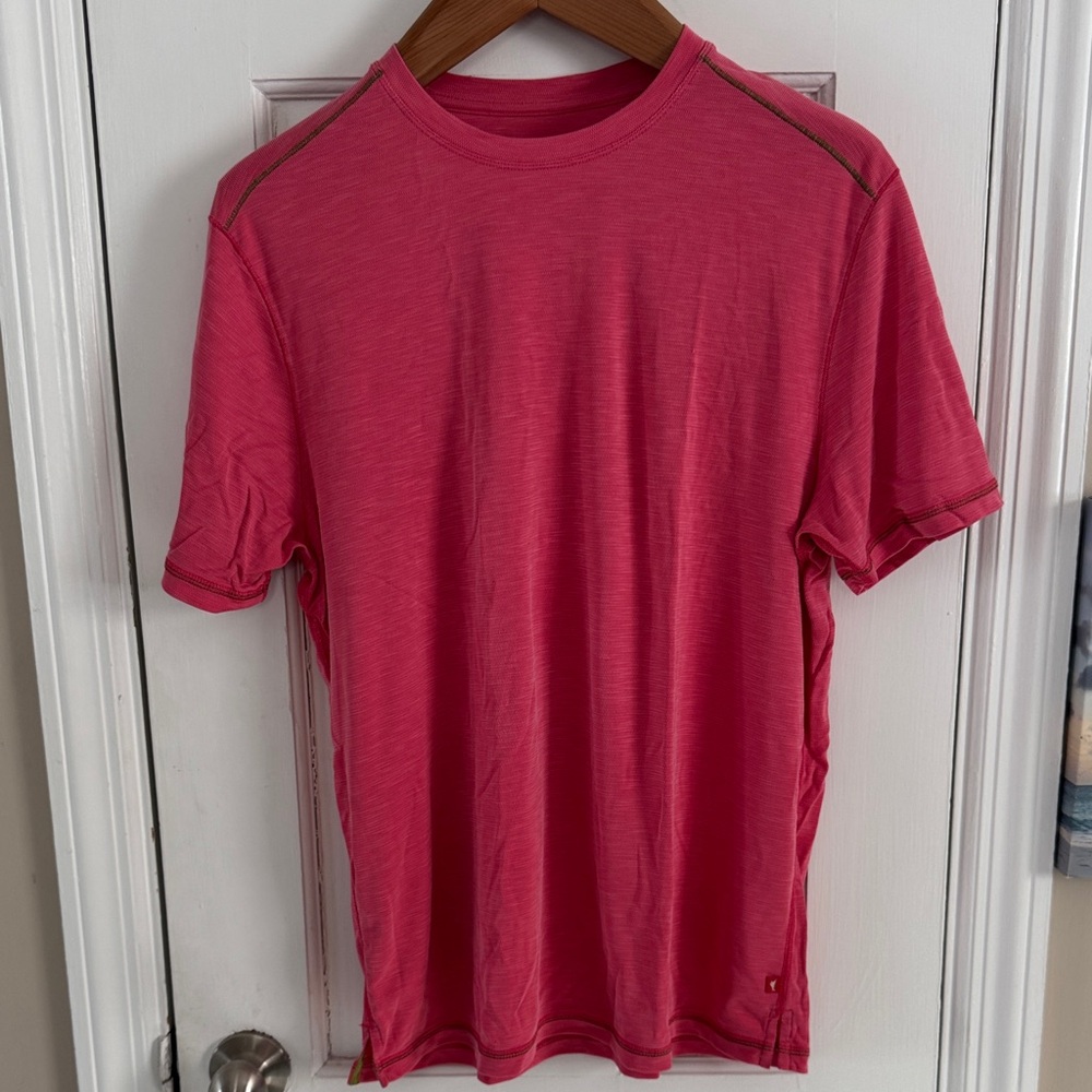 Tommy Bahama Men's Coral Short Sleeve Tee